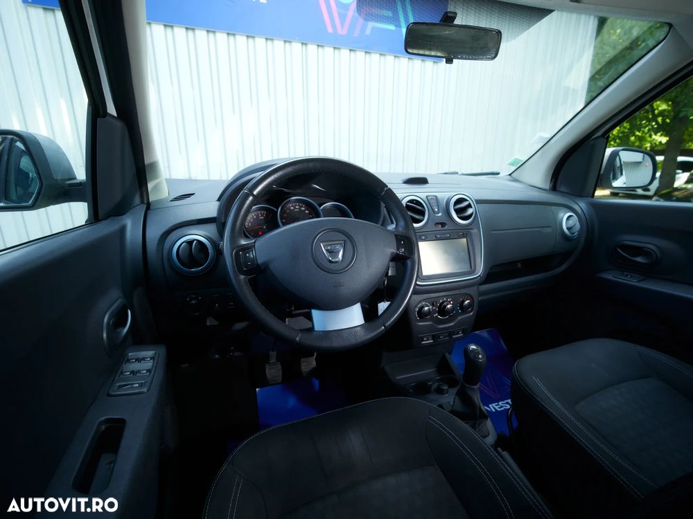 Dacia Lodgy TCe 115 Stepway - 11