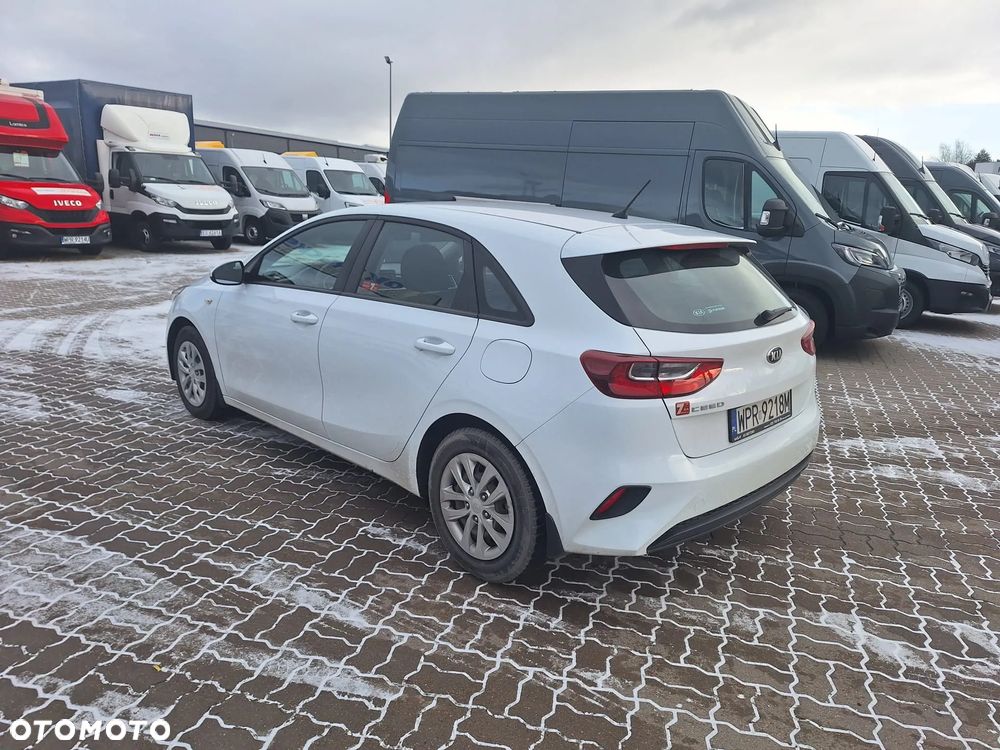 Kia Ceed 1.6 CRDi SCR S - 4