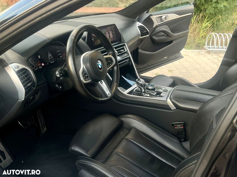BMW Seria 8 840i - 11