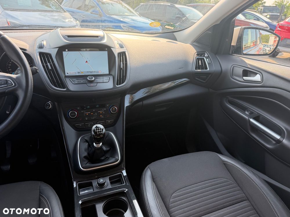 Ford Kuga 2.0 TDCi 4WD Titanium - 17