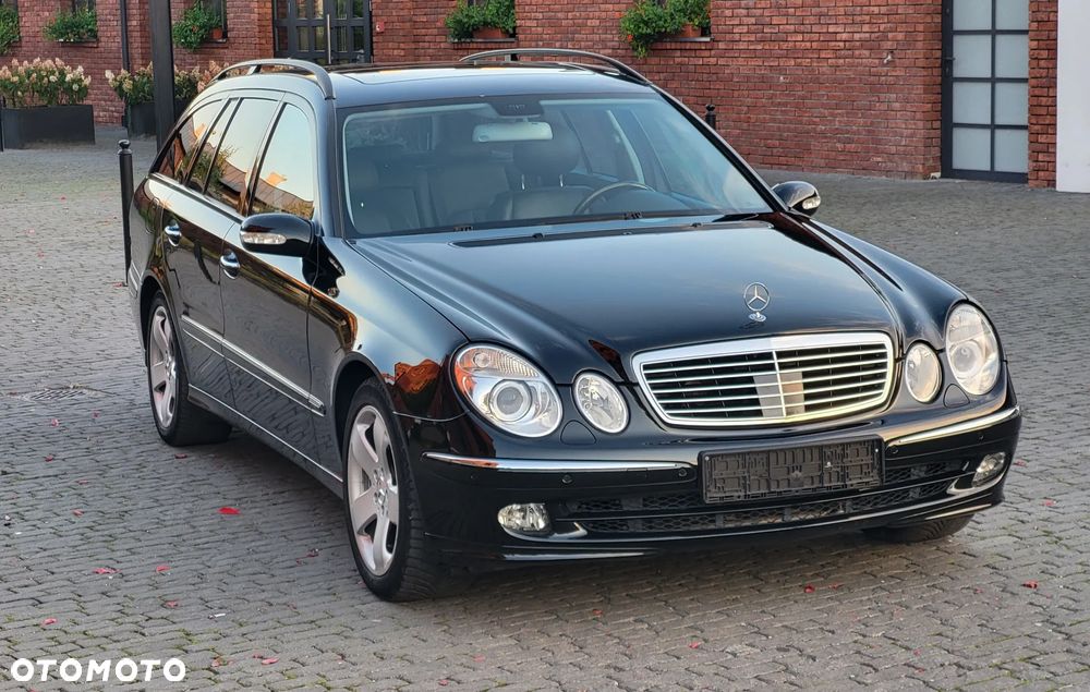 Mercedes-Benz Klasa E 500 T Avantgarde - 14