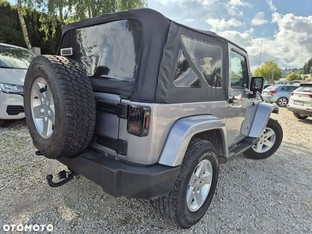 Jeep Wrangler - 3