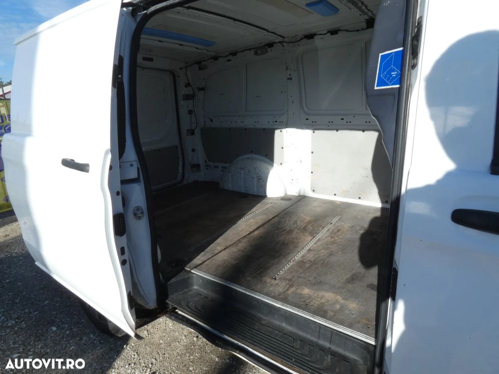 Mercedes-Benz Vito - 10