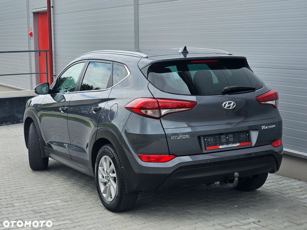 Hyundai Tucson blue 1.6 GDi 2WD Navi - 9