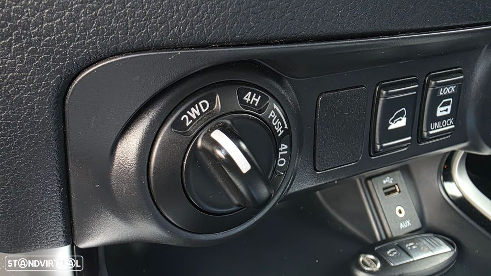 Nissan Navara 2.3 dCi CD 4WD N-Guard Auto - 20