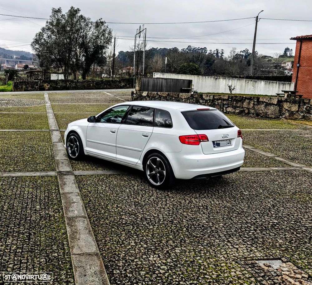 Audi A3 Sportback 1.6 TDI S tronic sport - 19