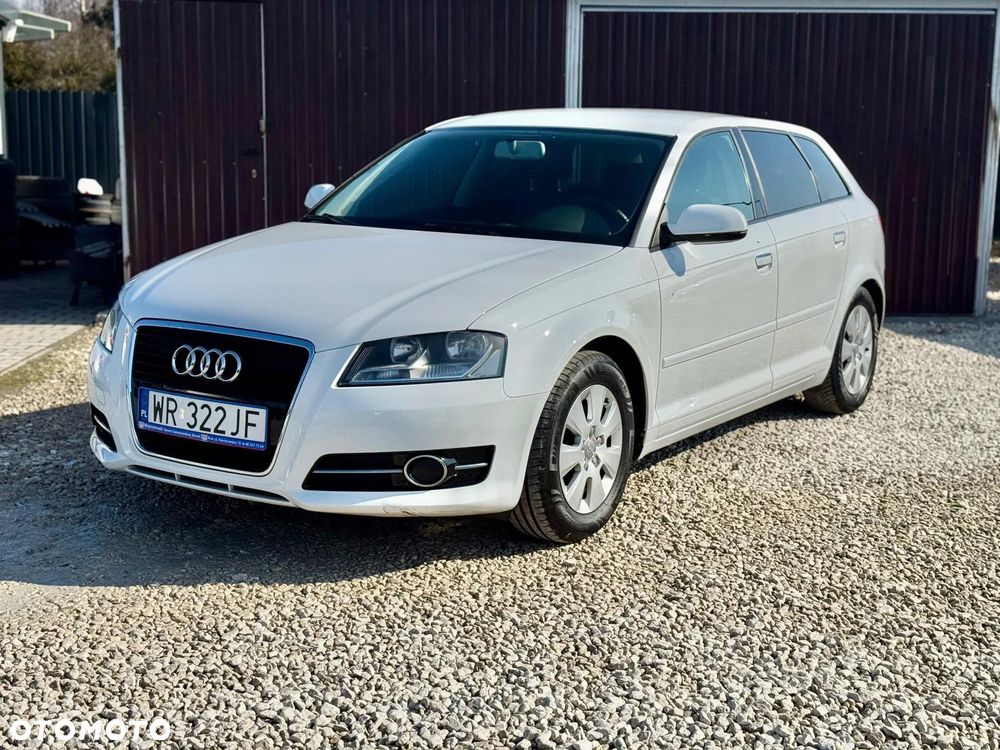 Audi A3 Sportback 1.6 TDI DPF Attraction - 7