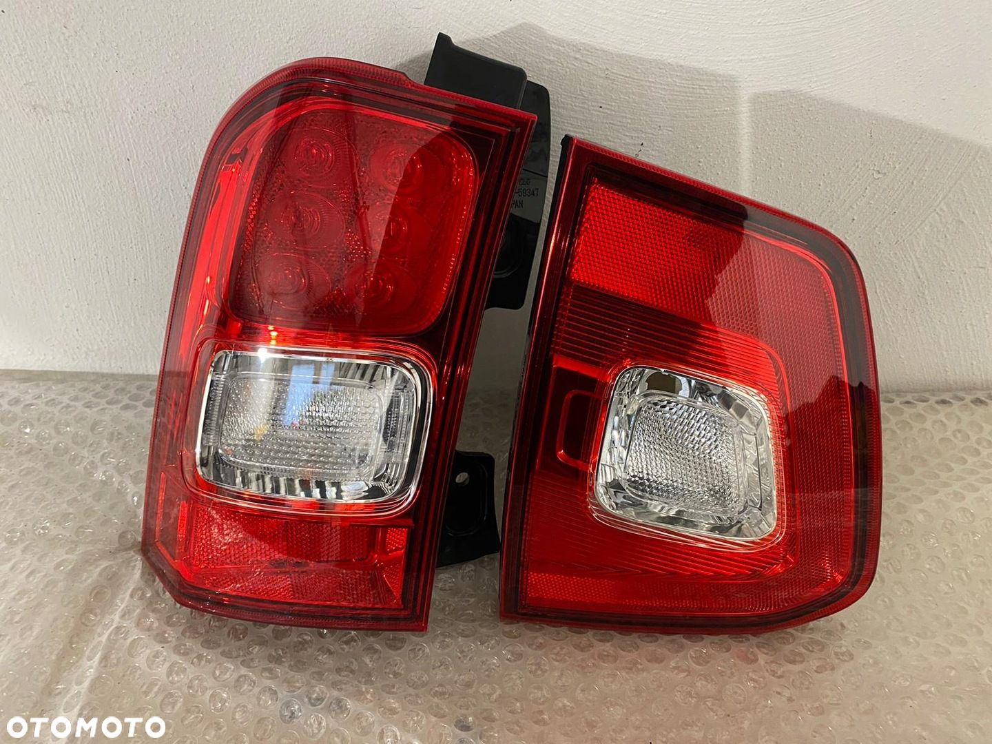 Suzuki Ignis lampa tylna lewa led eu - 2