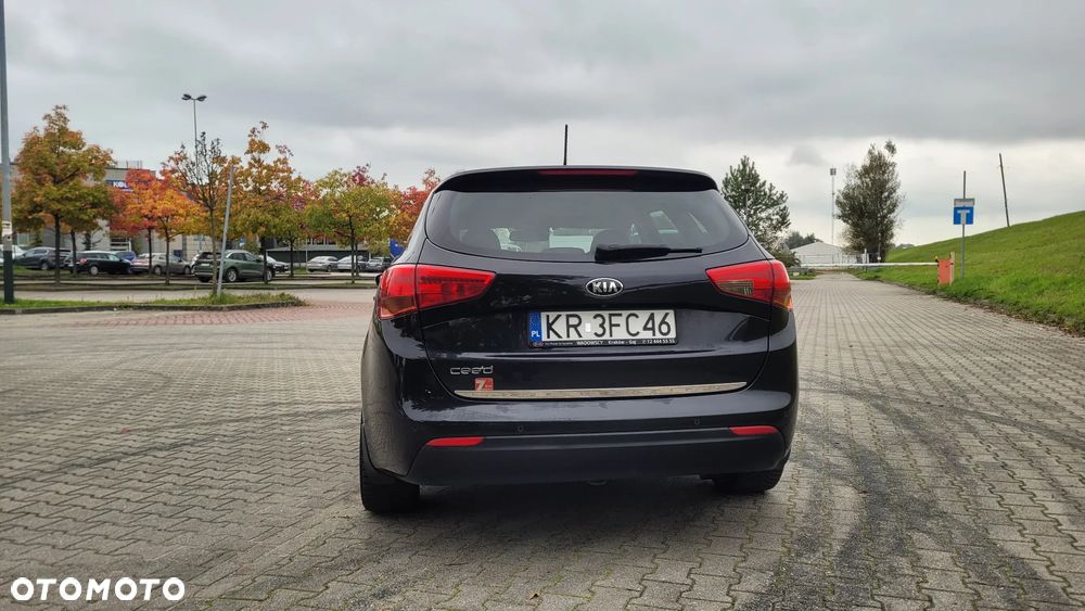 Kia Ceed 1.6 GDI L DCT - 3