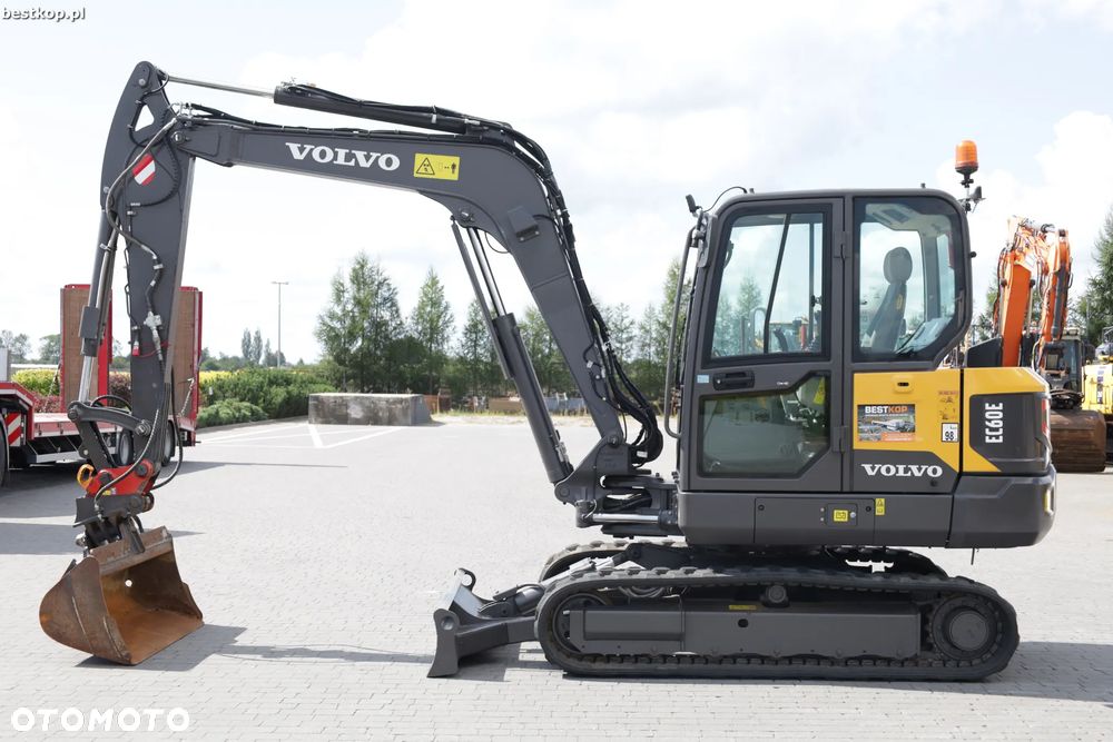 Volvo EC60E - 11