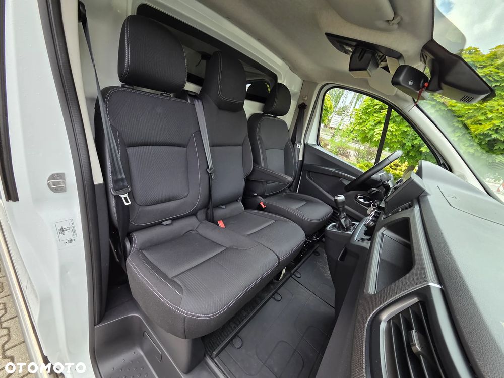 Renault Trafic - 24