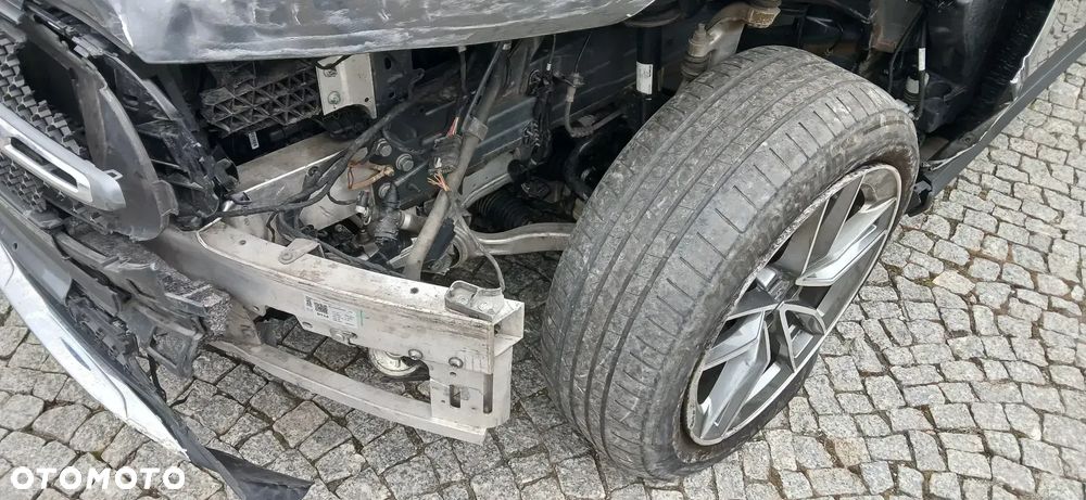 Mercedes-Benz GLC ver-200-mhev-4--matic-amg-line - 10