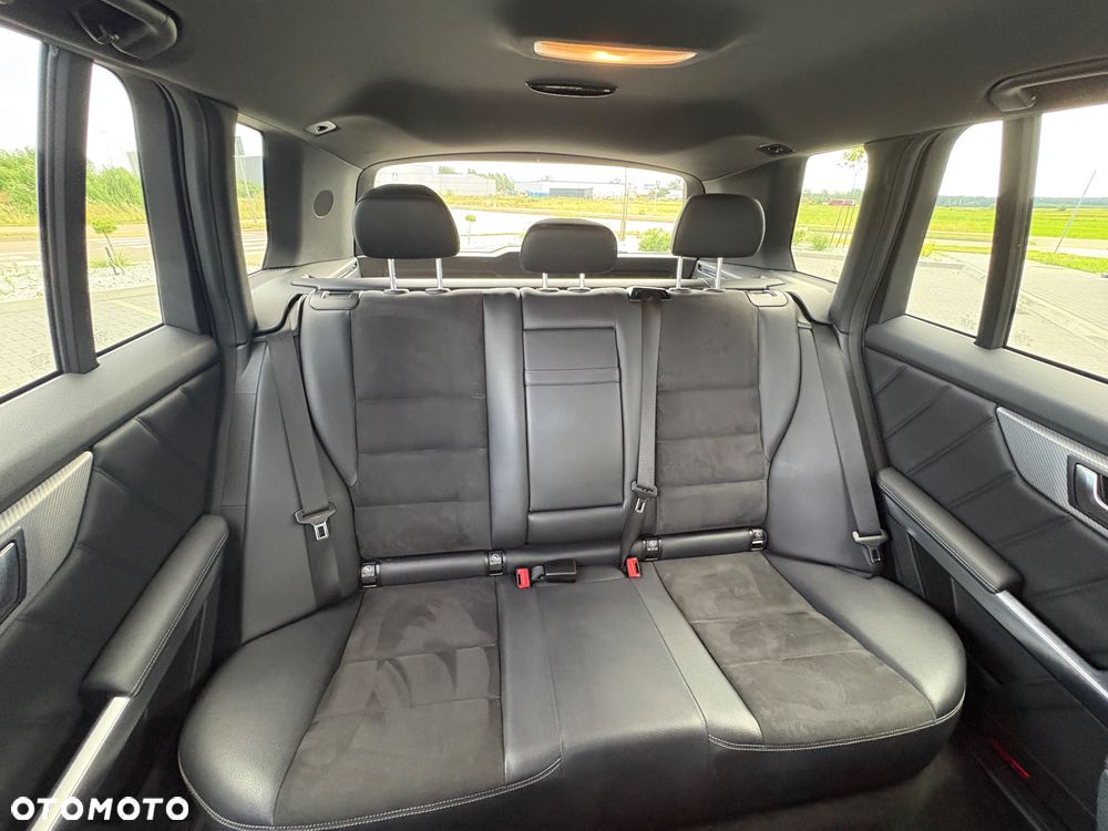 Mercedes-Benz GLK 350 4Matic (BlueEFFICIENCY) 7G-TRONIC - 16