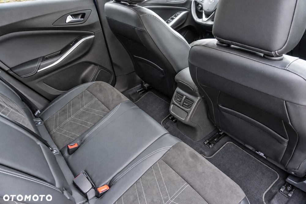 Opel Grandland 1.2 T GS S&S - 31