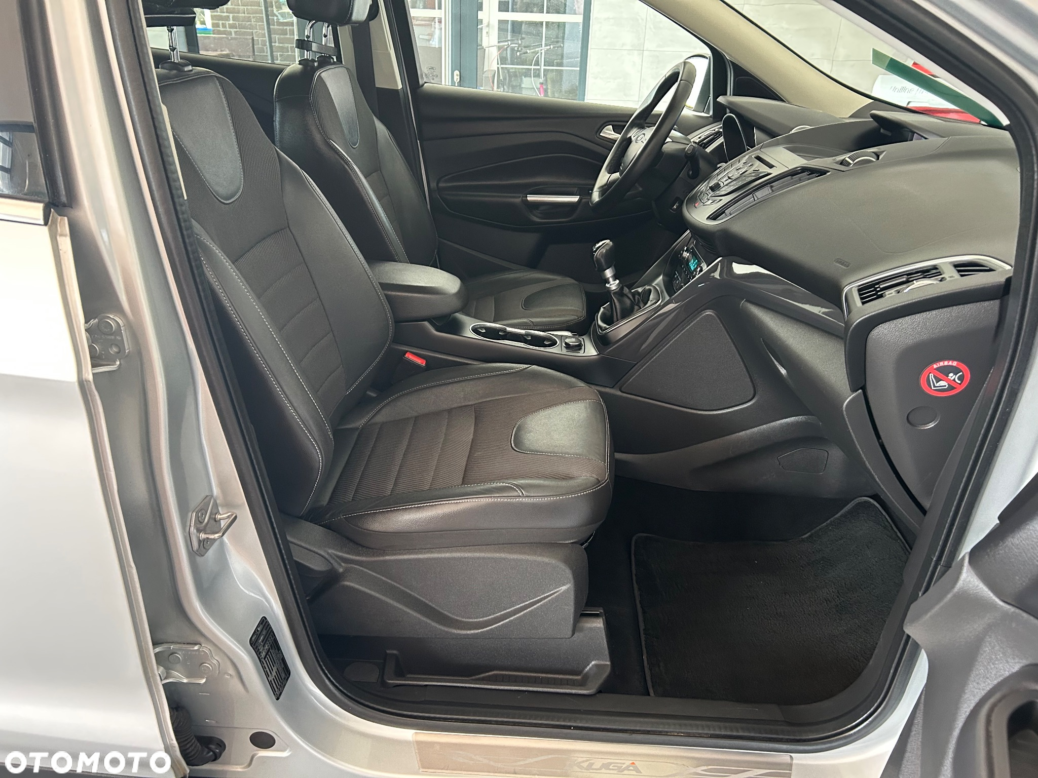 Ford Kuga 2.0 TDCi 4WD Titanium Plus - 30