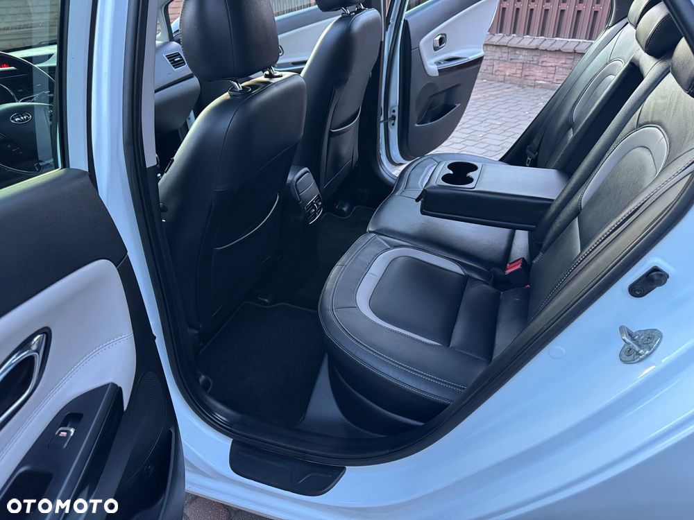 Kia Ceed 1.6 CRDi 136 ISG Platinum Edition - 16