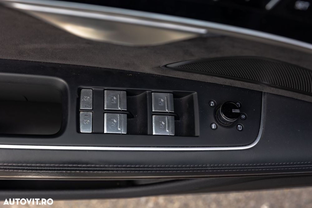 Audi A8 55 TFSI quattro Tiptronic - 31