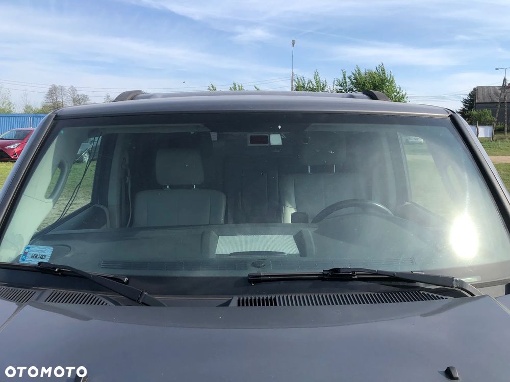 Jeep Commander - 4