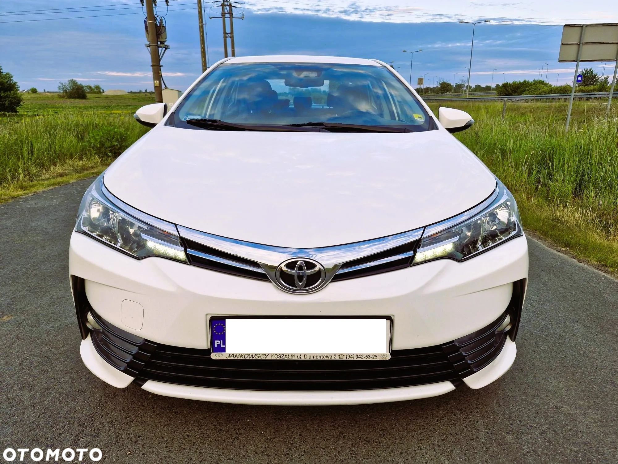 Toyota Corolla 1.4 D-4D Premium - 1