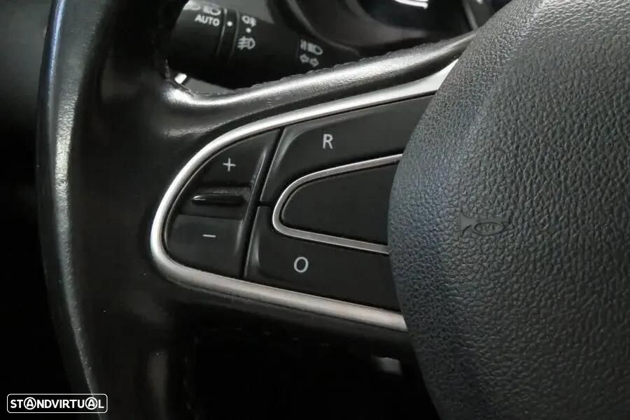 Renault Kadjar 1.3 TCe Intens — fotografia 9