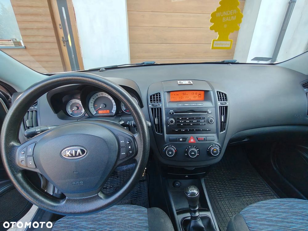 Kia Ceed 1.6 CVVT EX - 10