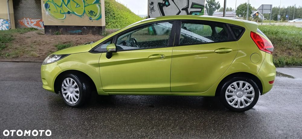 Ford Fiesta - 6