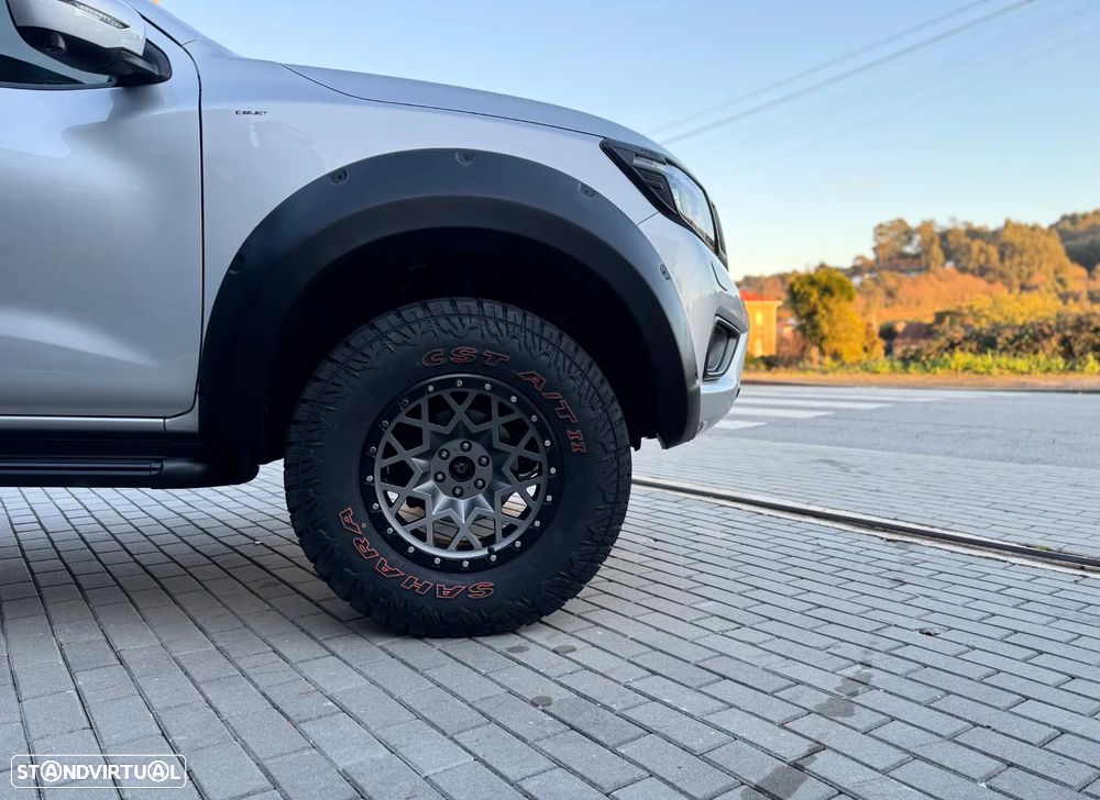 Nissan Navara 2.3 dCi CD 4WD Tekna Auto - 8