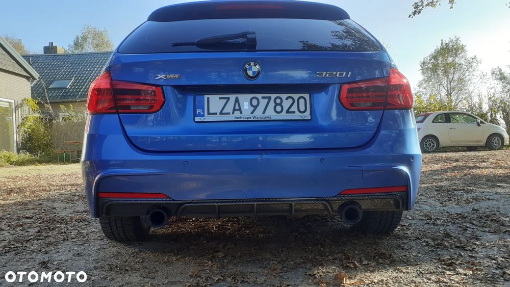 BMW Seria 3 320i xDrive M Sport - 30