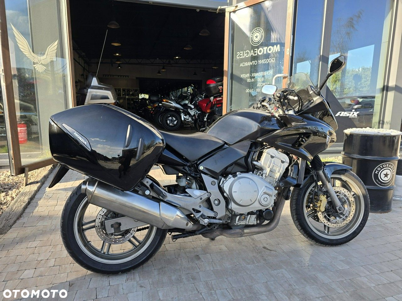 Honda CBF - 11