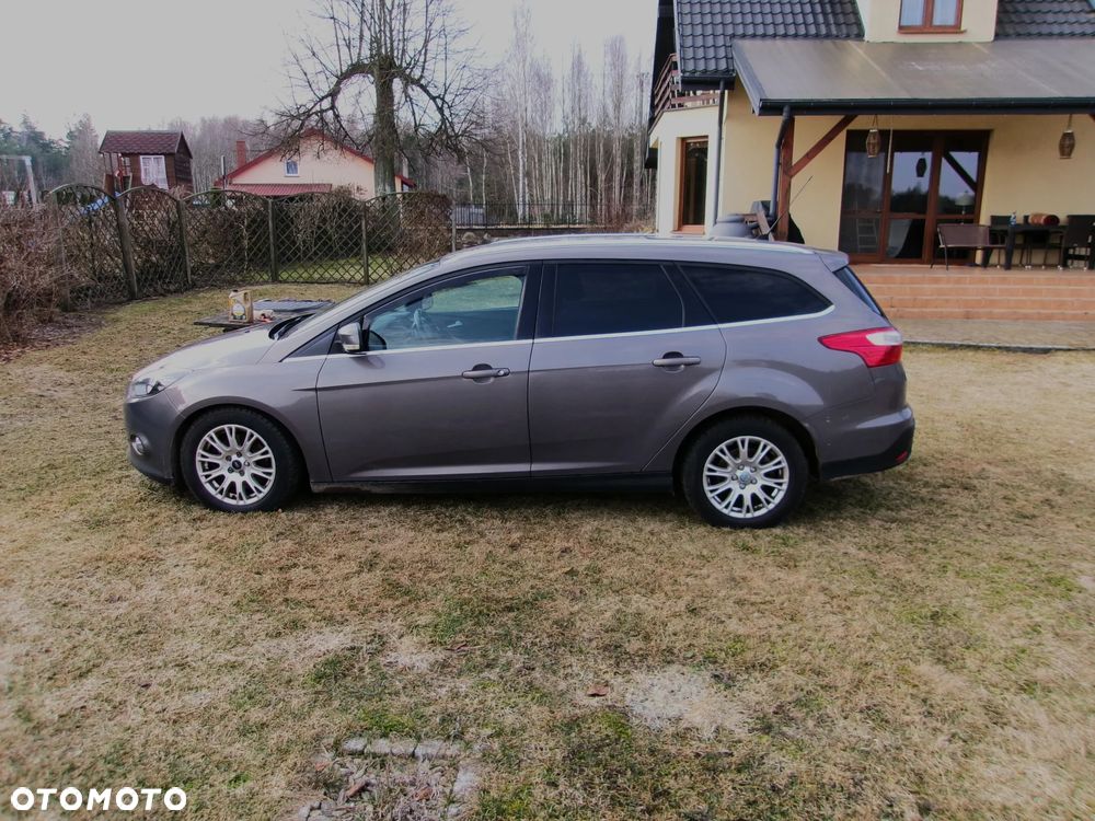 Ford Focus 1.6 TDCi DPF Titanium - 2