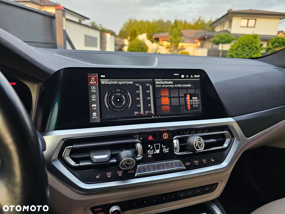 BMW Seria 4 M440i xDrive - 23