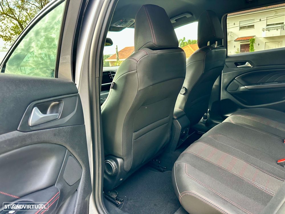 Peugeot 308 SW 1.5 BlueHDi GT EAT8 - 29