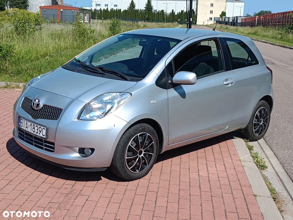Toyota Yaris 1.3 VVT-i Travel - 3