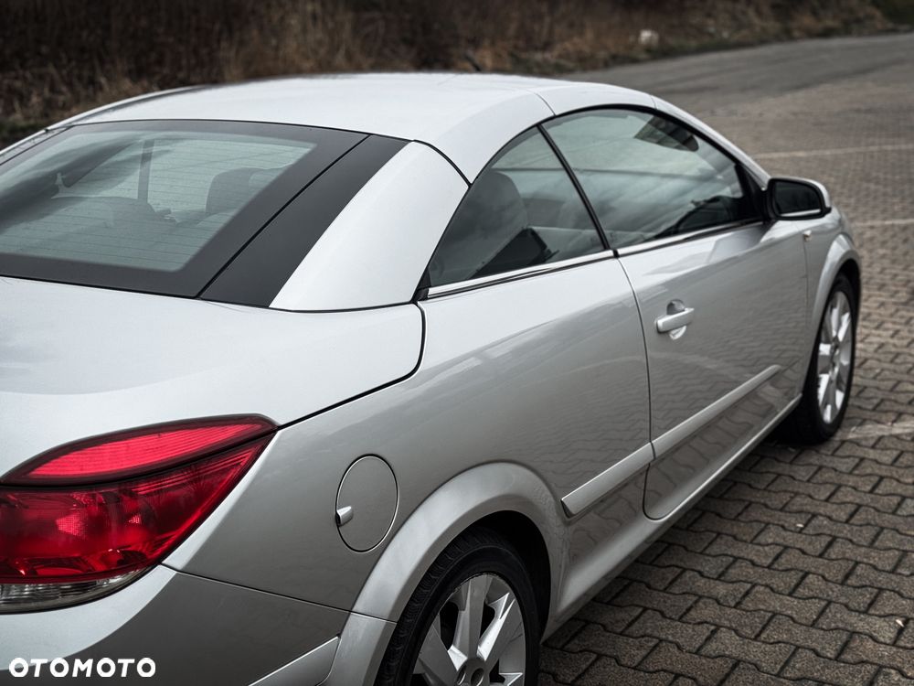 Opel Astra 1.6 Enjoy - 16