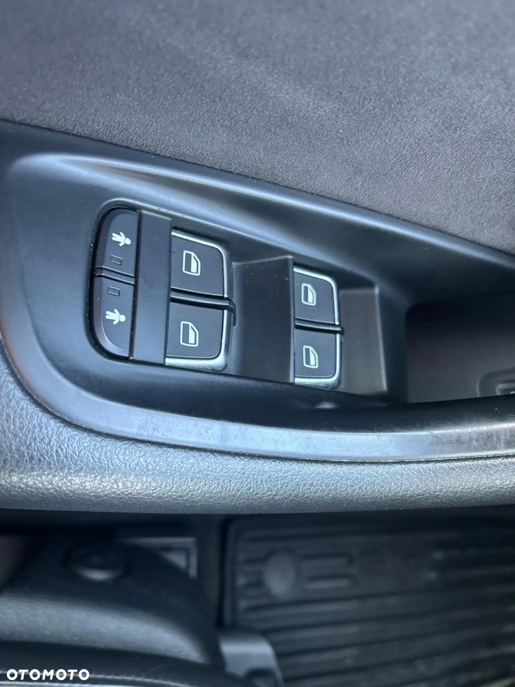 Audi A6 Avant 2.0 TDI ultra S tronic - 15