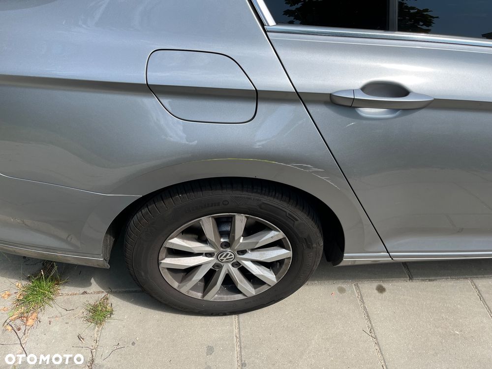 Volkswagen Passat 2.0 TDI EVO Business - 4