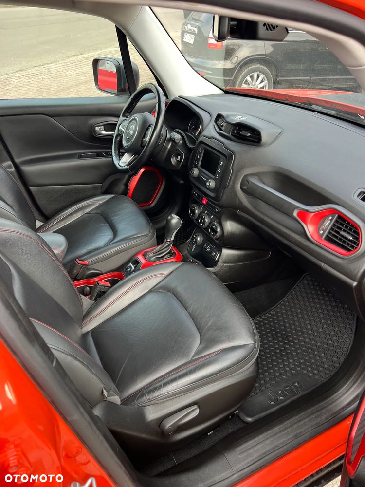 Jeep Renegade - 17