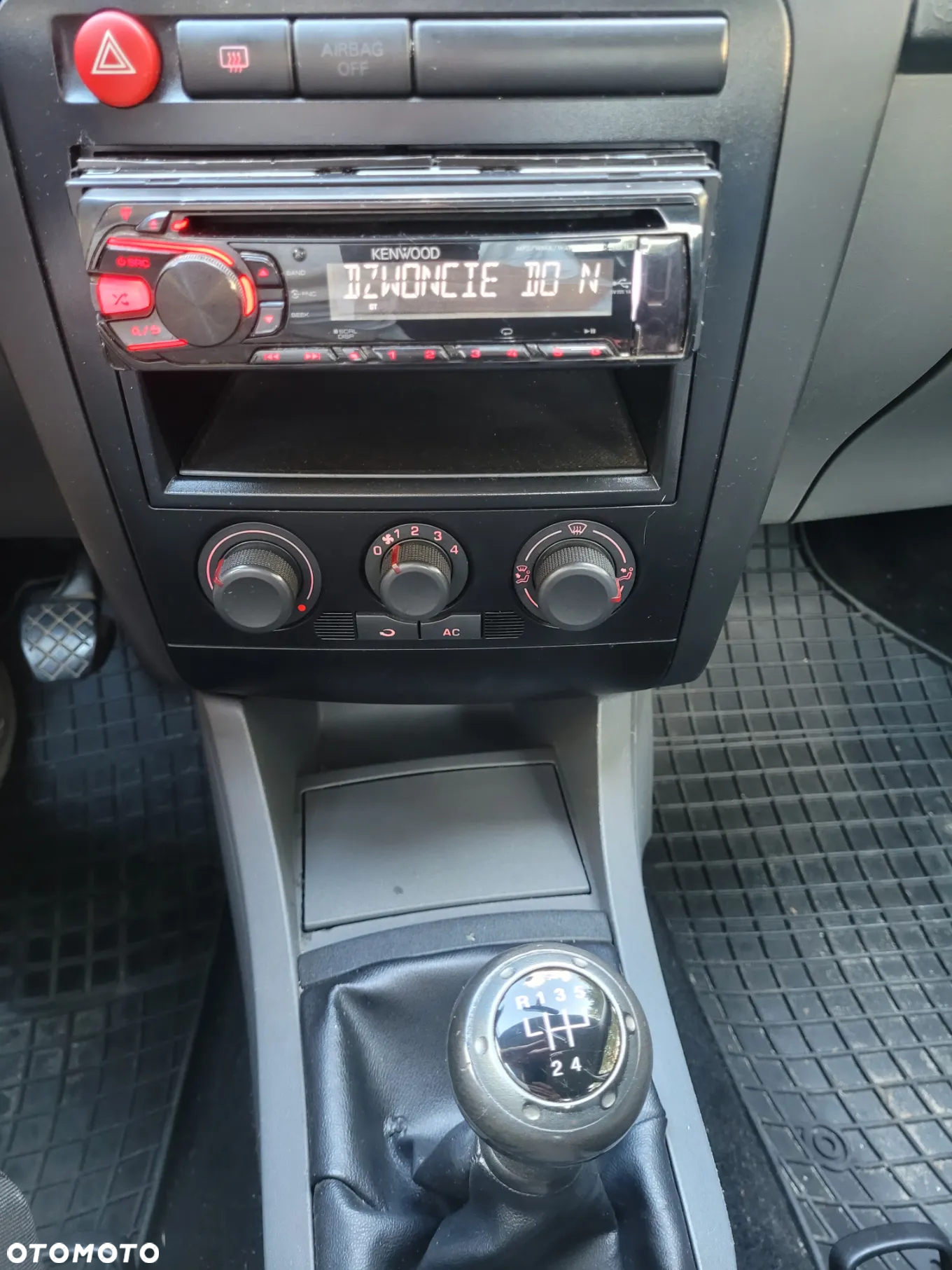 Seat Ibiza 1.4 16V Style - 19