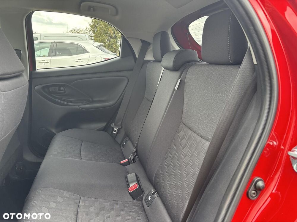 Toyota Yaris Hybrid 1.5 Style - 12