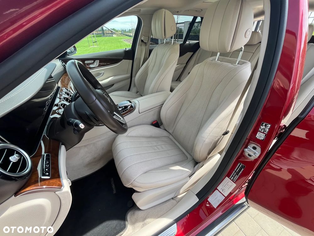 Mercedes-Benz Klasa E 400 d 4-Matic All-Terrain 9G-TRONIC - 12