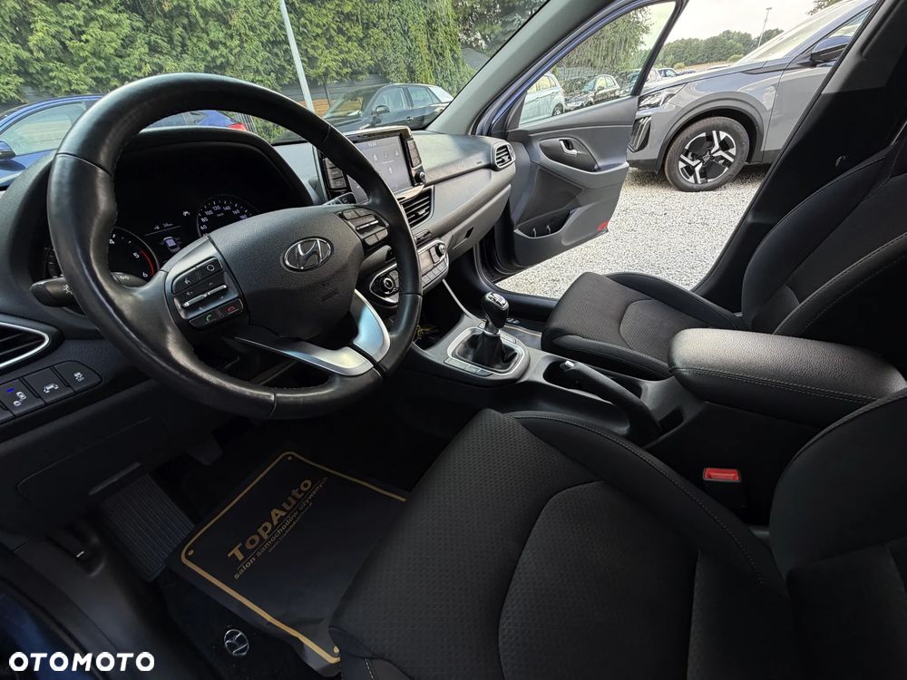 Hyundai i30 1.6 CRDi BlueDrive Go - 33