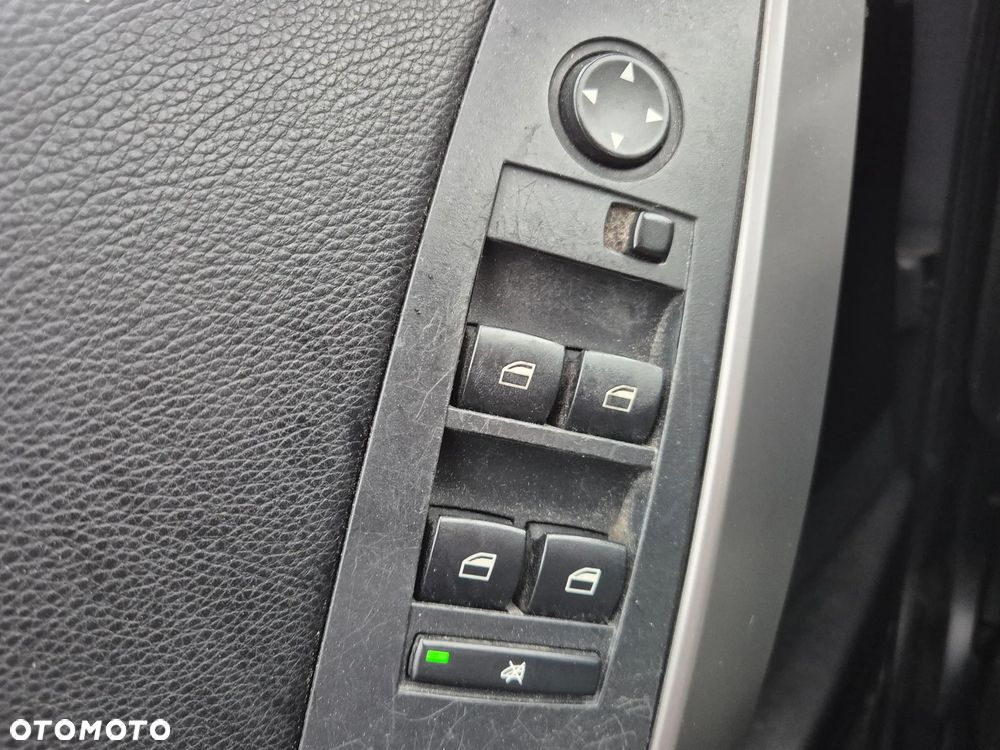 BMW Seria 5 520i - 15