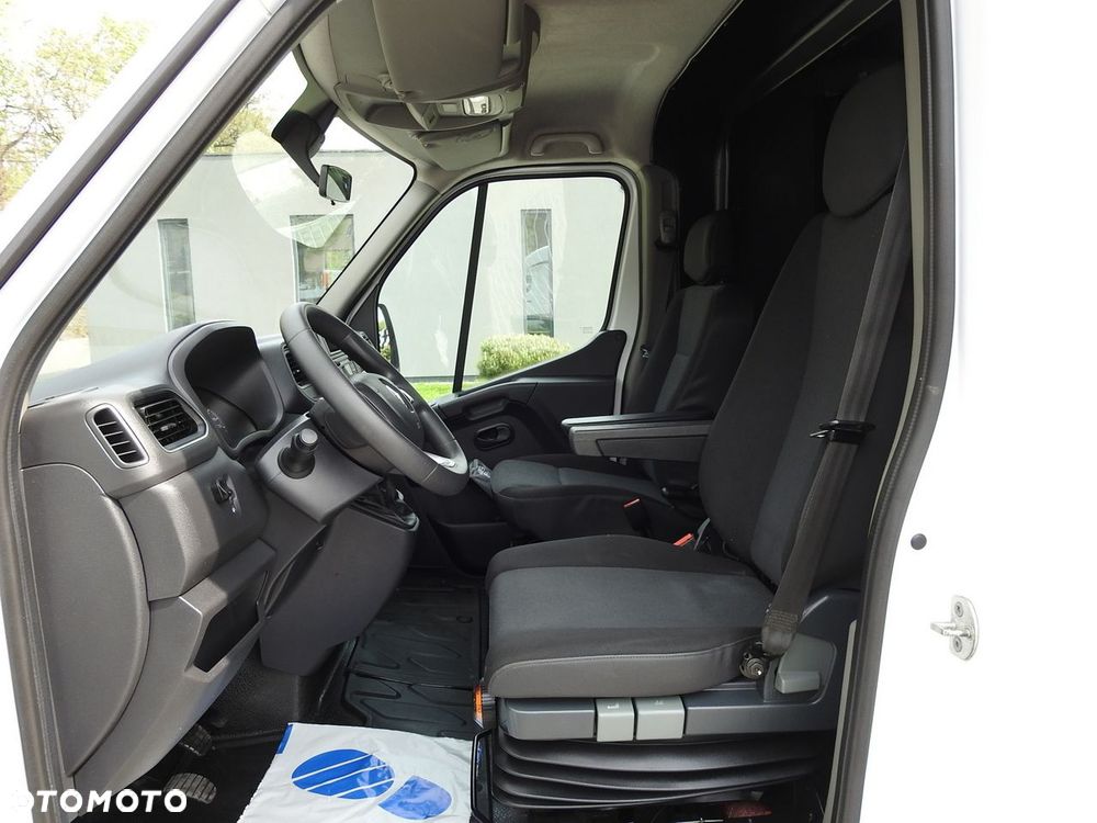 Renault MASTER PLANDEKA 10 PALET WEBASTO TEMPOMAT KLIMATYZACJA LEDY PNEUMATYKA  165KM - 27