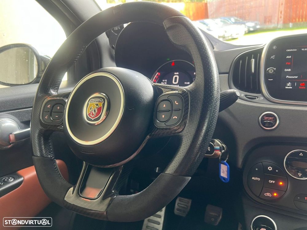 Abarth 595 1.4 T-Jet Competizione - 28