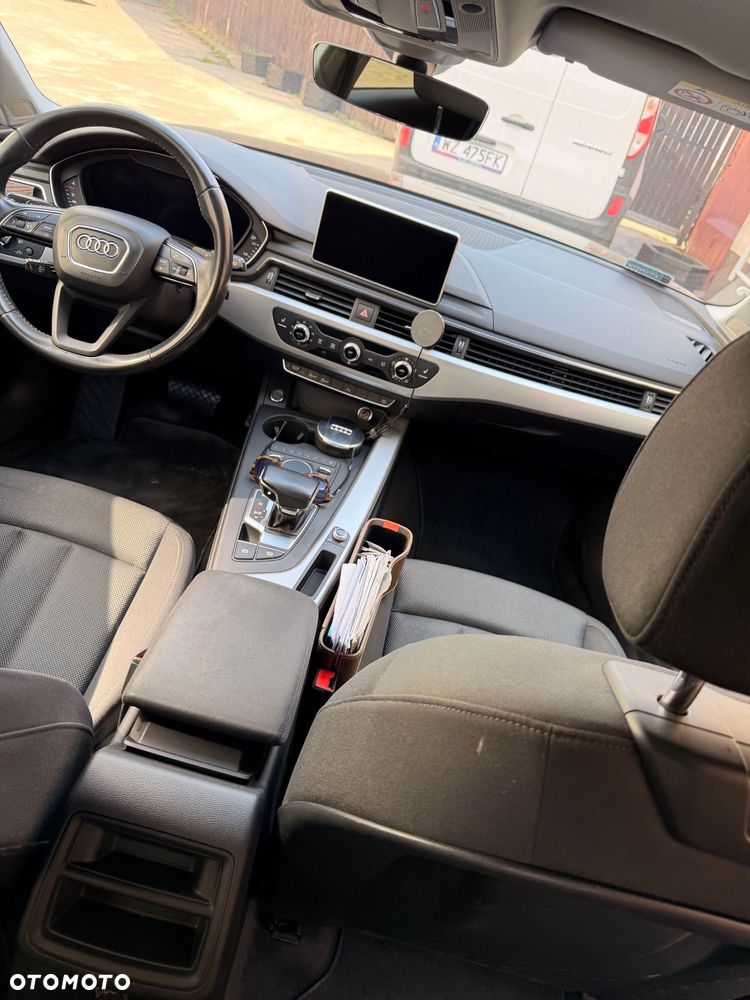 Audi A4 Avant 2.0 TDI S tronic - 4