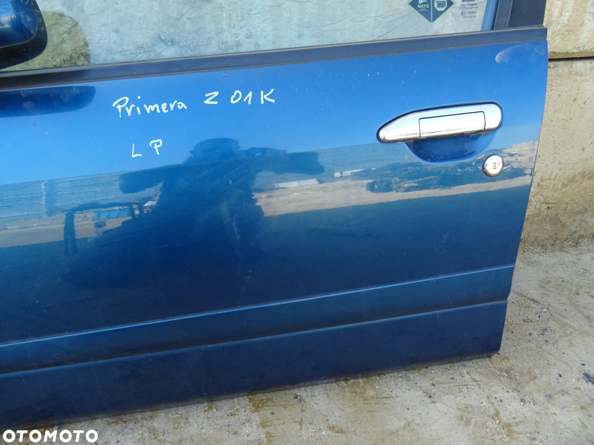 Drzwi lewy przód Nissan Primera P11 sedan lift Z01K (gołe) - 2