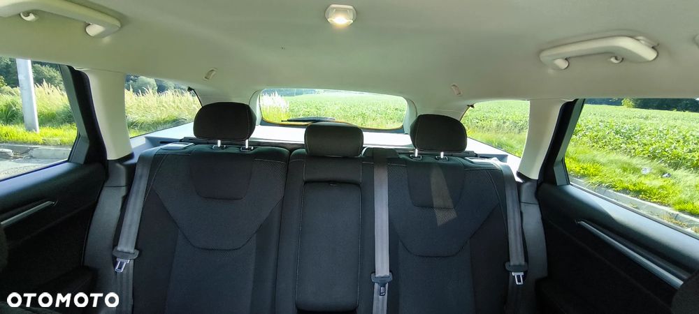 Ford Mondeo 2.0 TDCi Trend PowerShift - 15