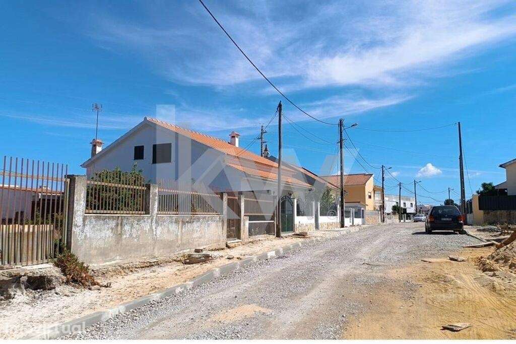 Terreno Urbano com 328m2 em Fernão Ferro – Perto de Praias e de Lisboa - Grande imagem: 3/16