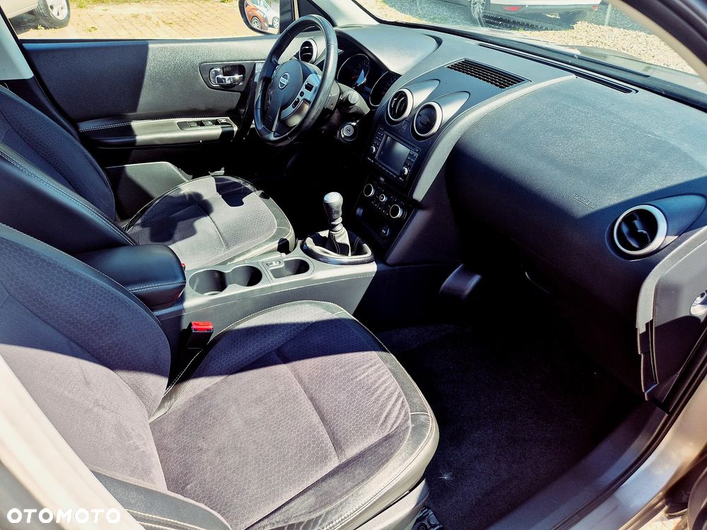 Nissan Qashqai+2 2.0 Tekna Premium - 30