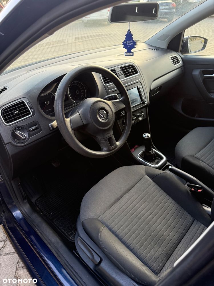 Volkswagen Polo 1.4 16V Trendline - 4